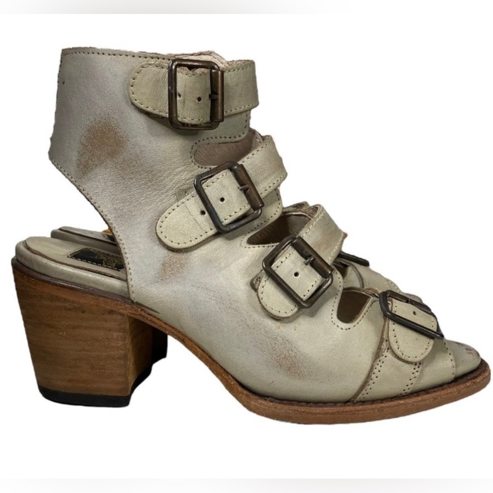 Freebird Quail Distressed White Multi Buckle Block Heel Leather Sandals Size 9